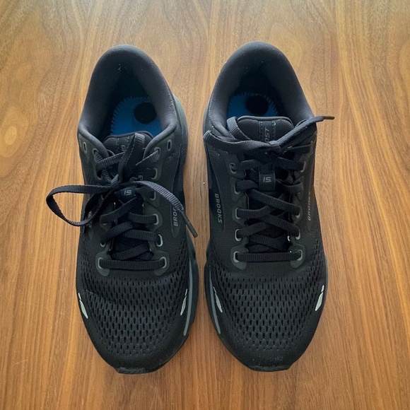 Brooks Ghost 15 Women’s Black Running Shoes Size 8 Wide D/UK 39 - Picture 2 of 15